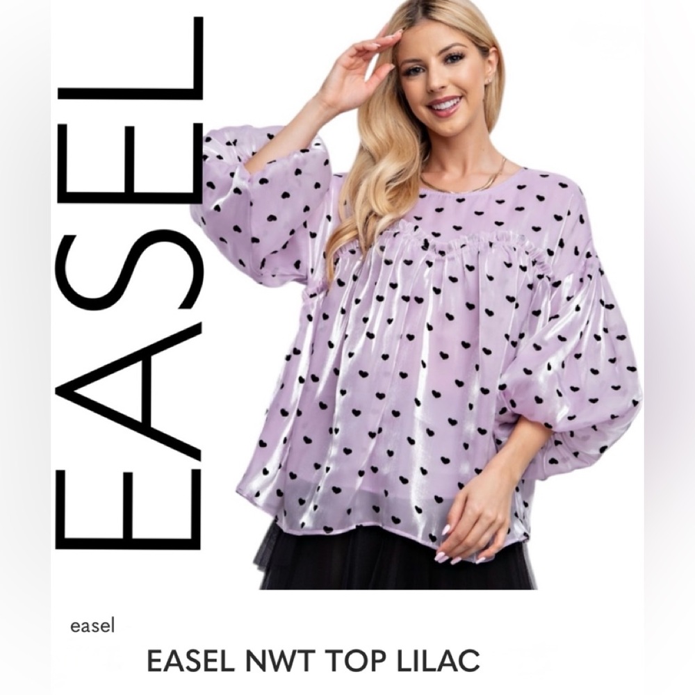 Easel NWT Stunning Lilac Heart Print Blouse with Balloon Sleeves size M